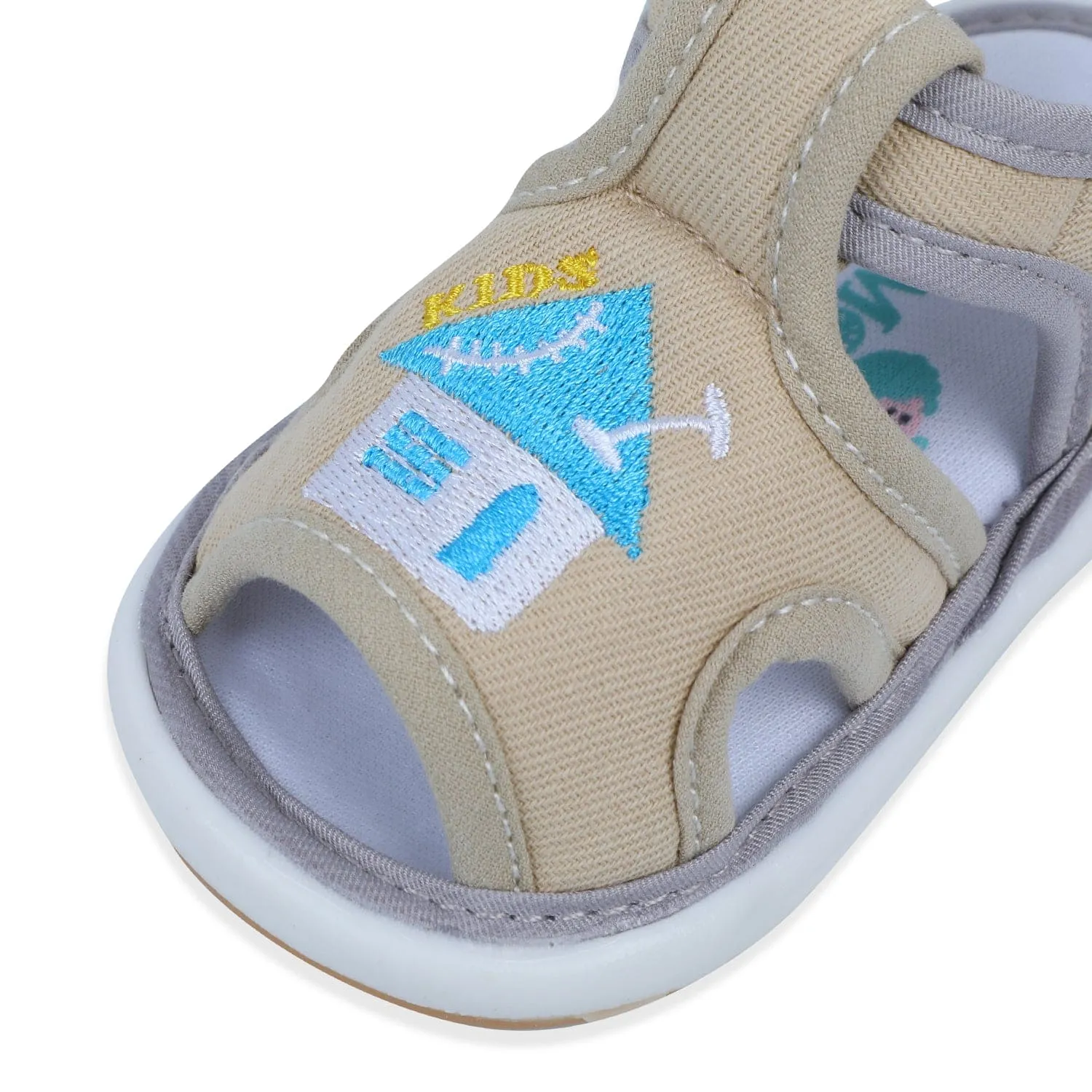 Baby Moo My Pet's House Chu-Chu Sound Breathable Anti-Skid Sandals - Beige