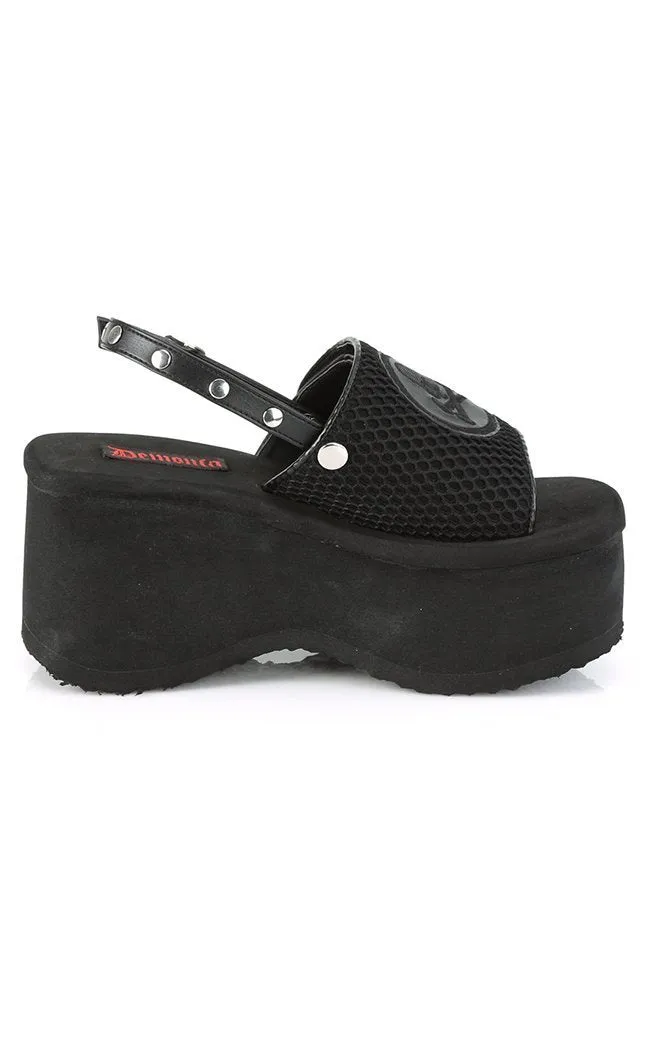 FUNN-32 Black Platform Slide Sandals