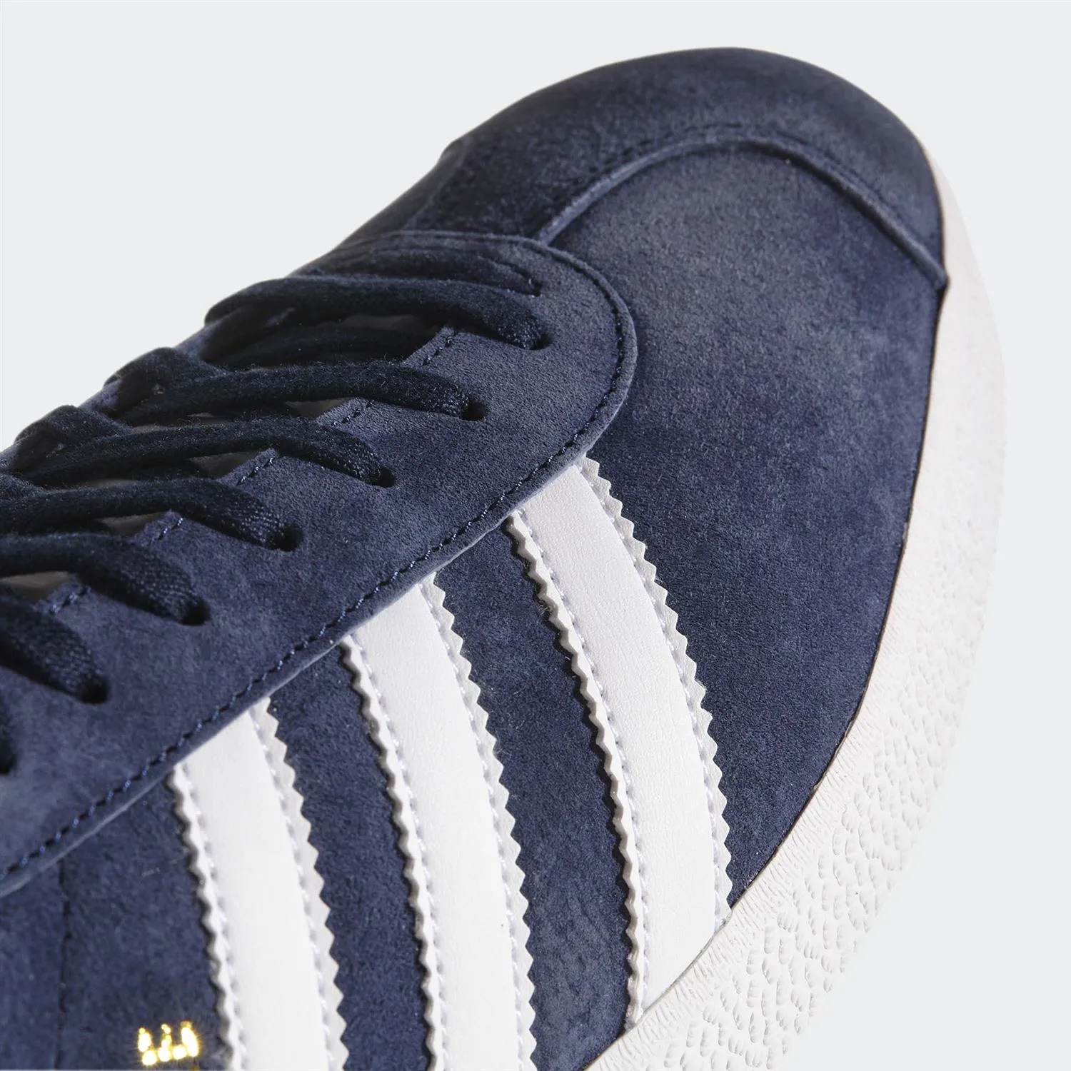 Gazelle - Collegiate Navy/White