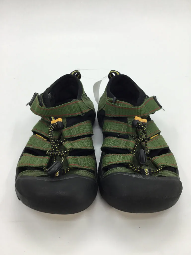 Keen Child Size 3 Youth Green Sandals/Flip Flops