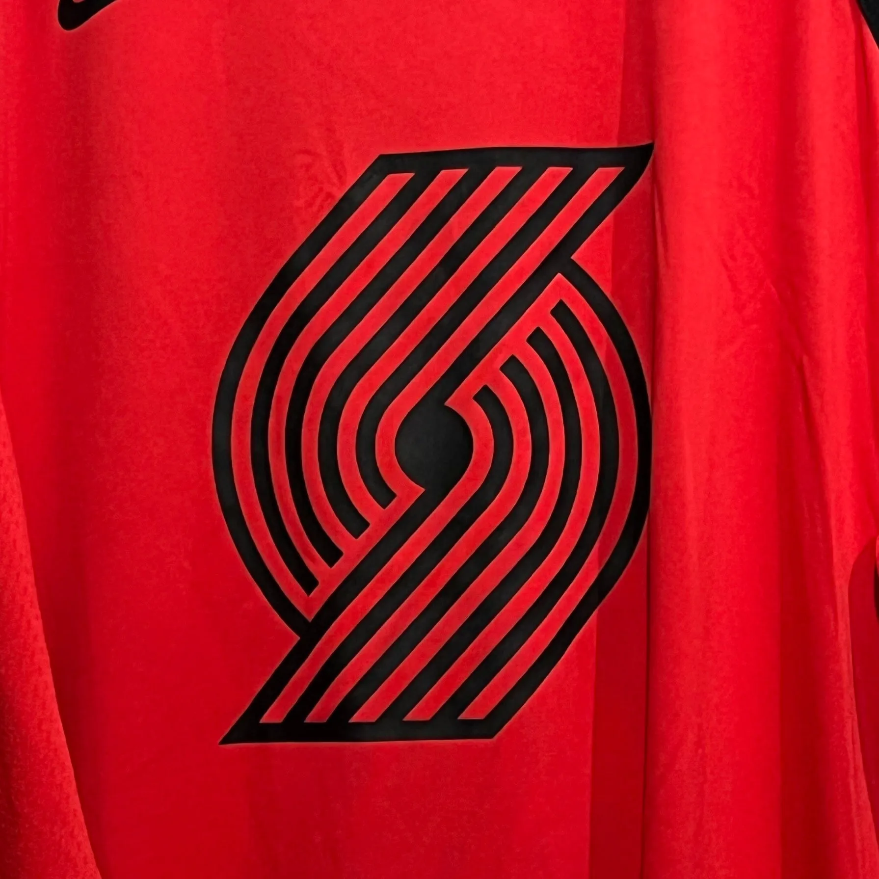 Portland Trail Blazers 2018/19 Game Worn Warmup Shirt XLT