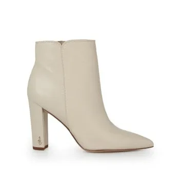 Sam Edelman - Raelle Ankle Boots in Modern Ivory