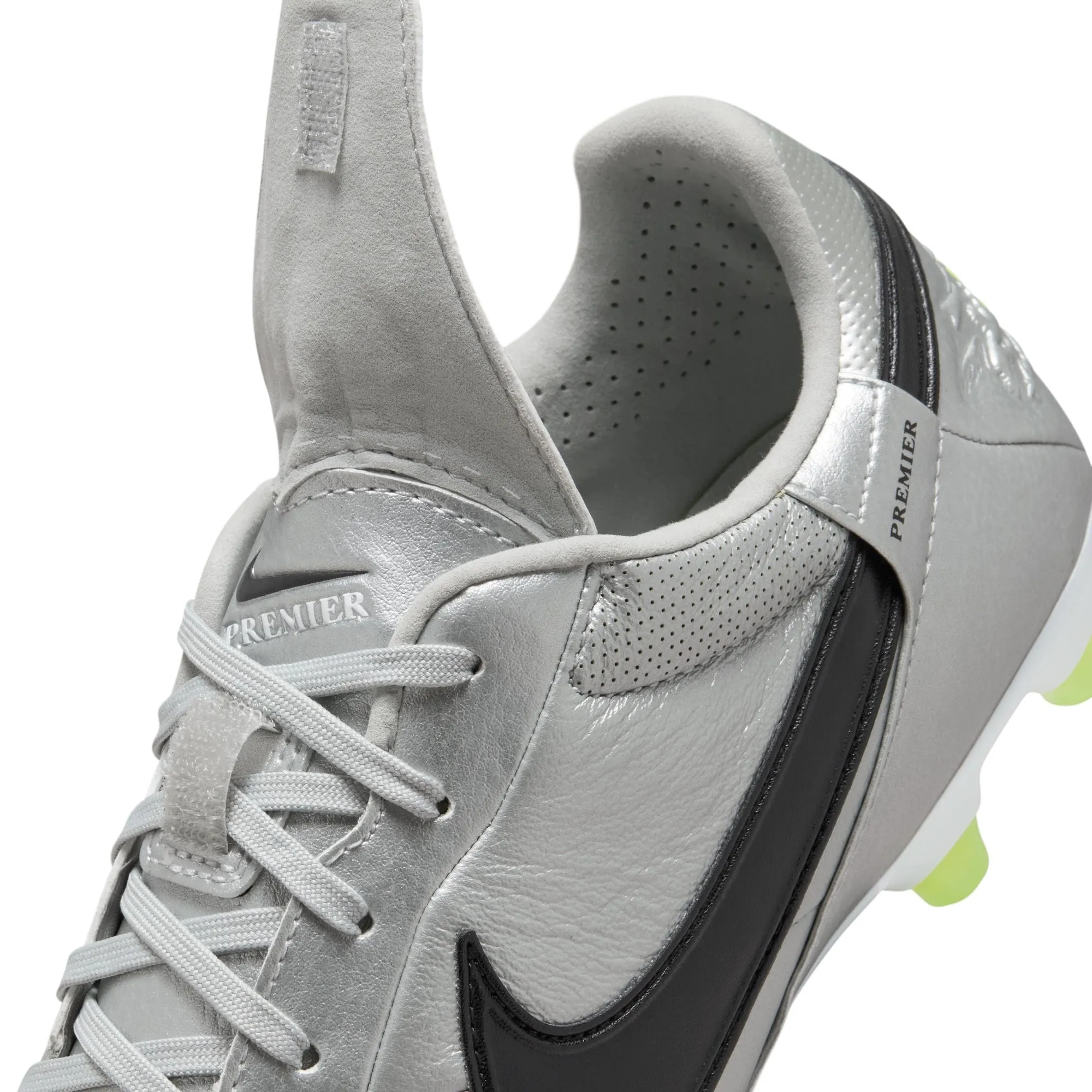 The Nike Premier III FG [Metallic Silver/Black]